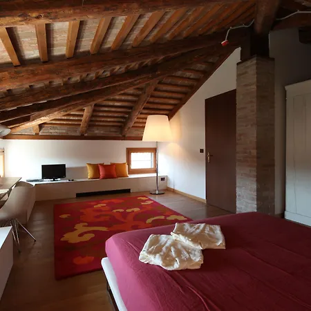 Bed & Breakfast Venissa Wine 4*