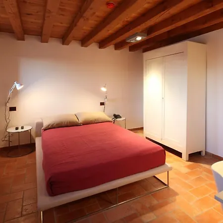 Venissa Wine 4*