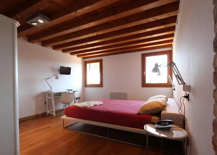 Couette-café Venissa Wine 4*